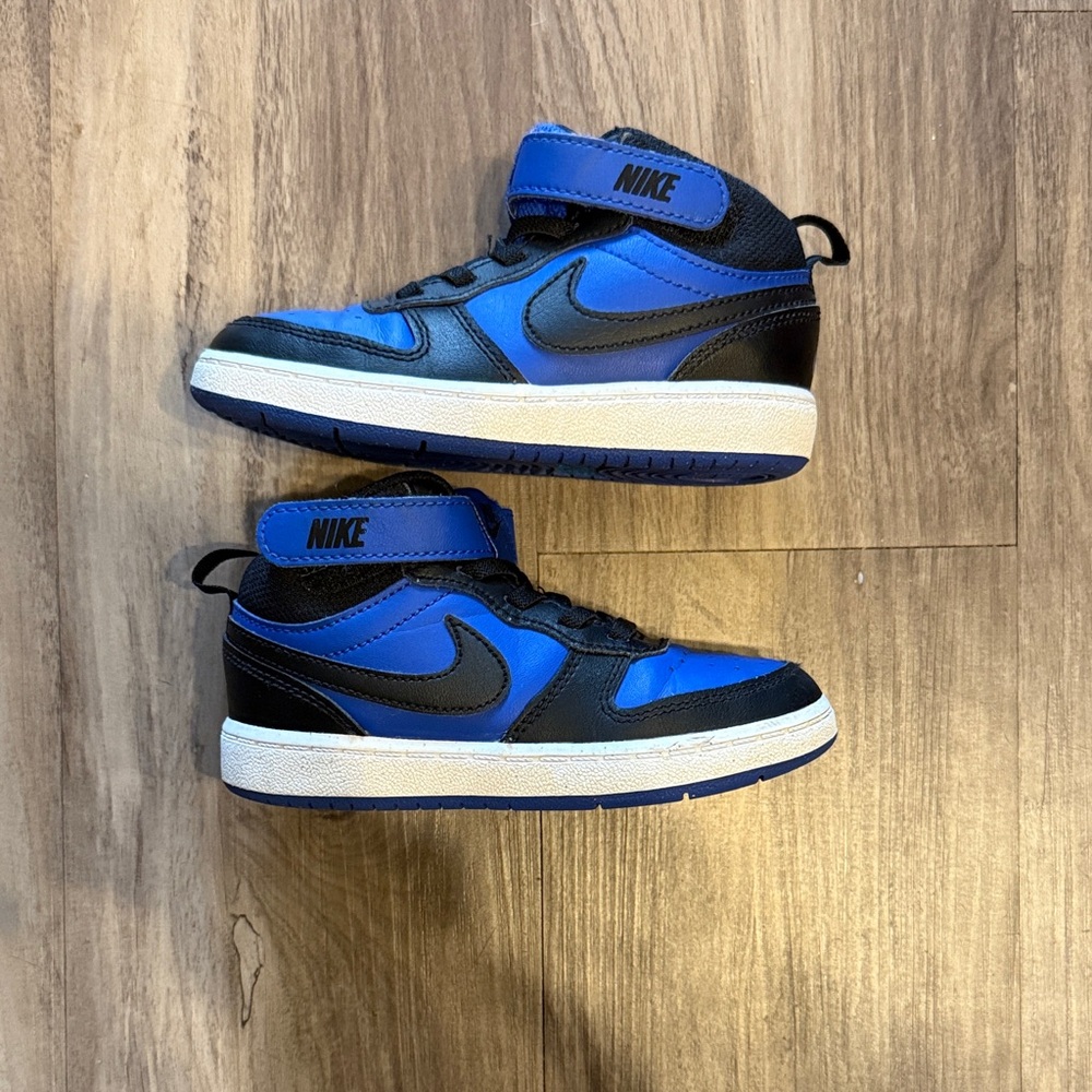 Nike Black and Blue Kids' Sneakers